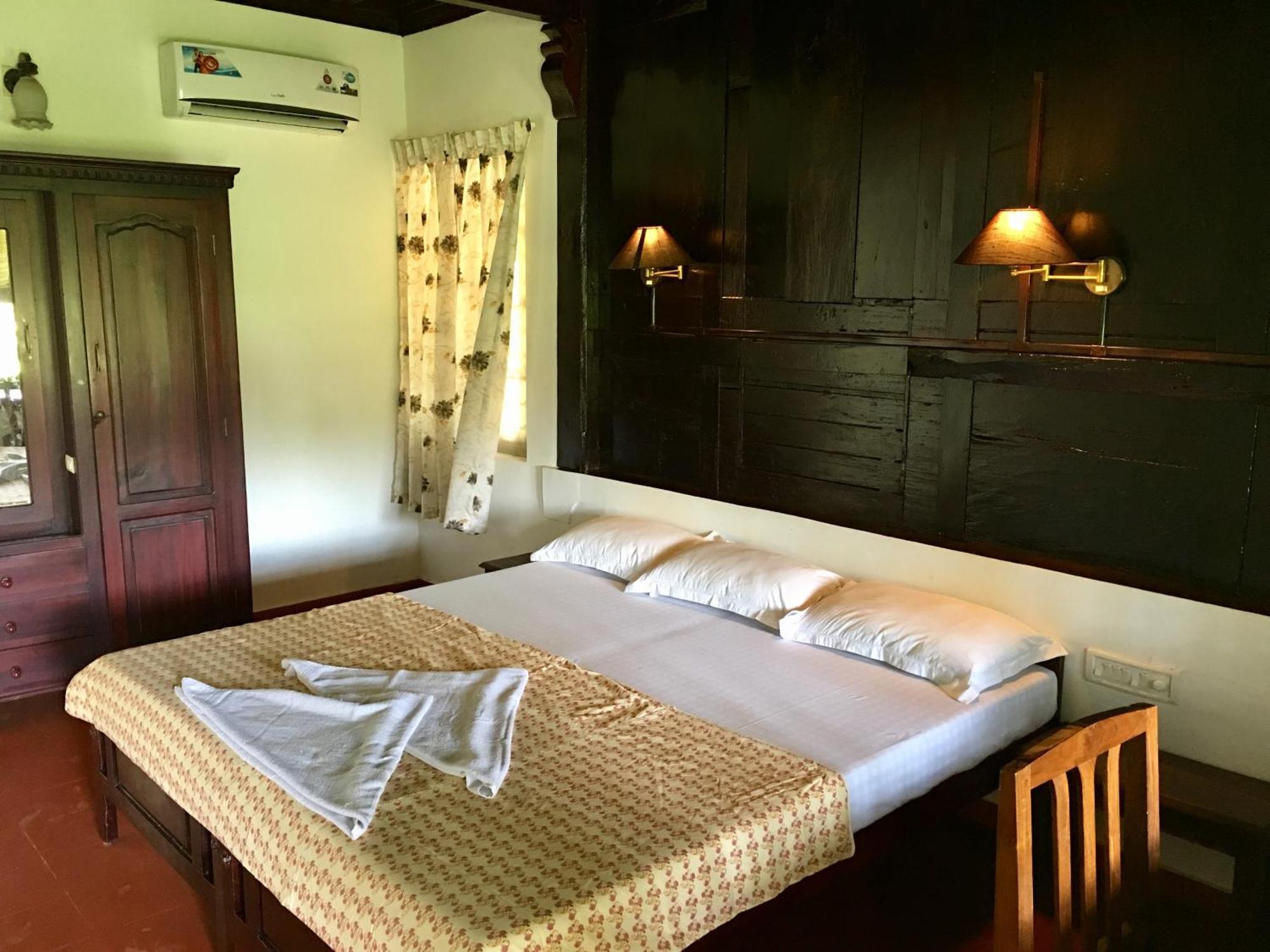The Pamba Heritage Villa Champakulam Экстерьер фото